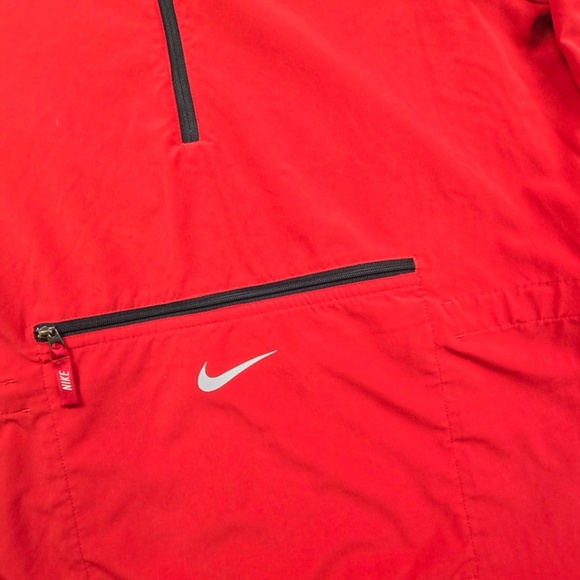 Nike Dri-Fit Half Zip Front Pocket Hoodie Windbreaker Jacket Women's Small- Red - Picture 8 of 12